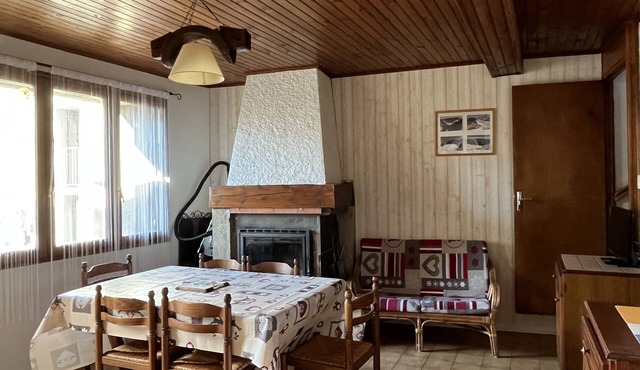 Les narcisses: 2-bedroom house sleeps 5/7