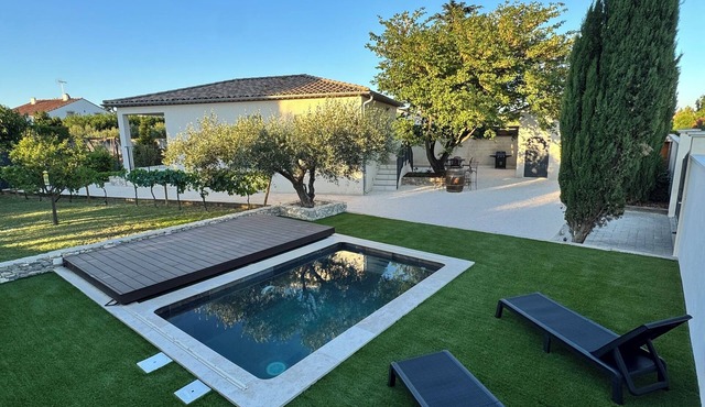 Les Olivettes - Serenity and charm between Nîmes and the Pont du Gard