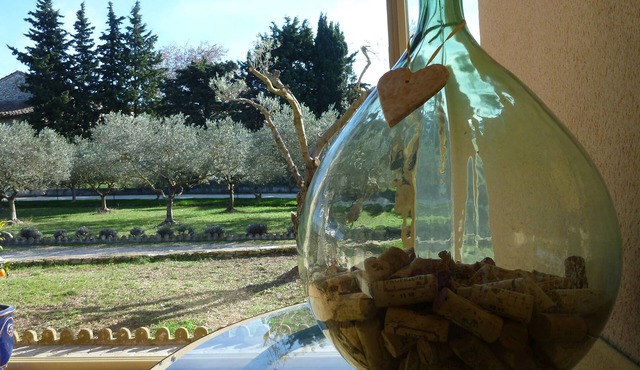 Les Oliviers, Lagnes