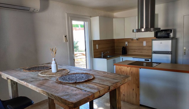 Les Oliviers, Maison de Vacances au Calme, à Deux pas de la Rivière