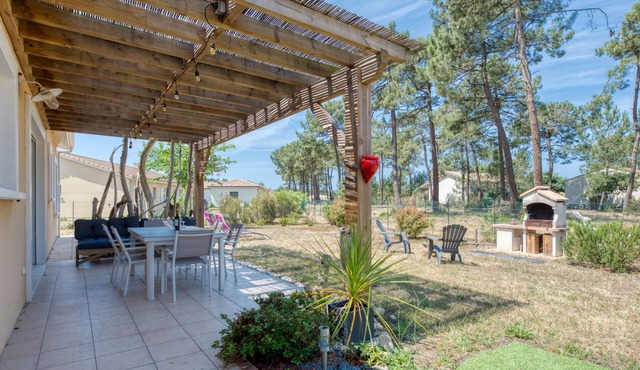 Les Ormes by Interhome