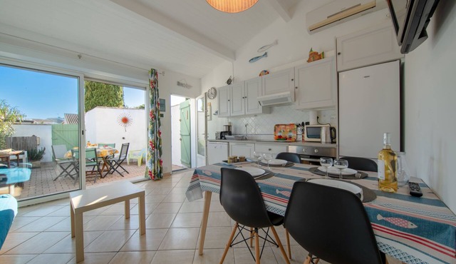 Les Oyats by Interhome