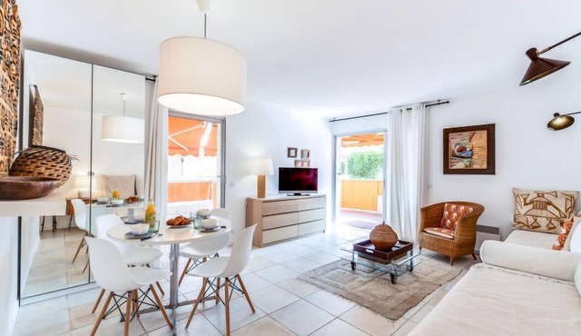 Les Patios by Interhome