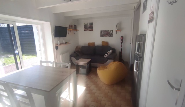 Les Petits Embruns, Moins de 2 km des Plages