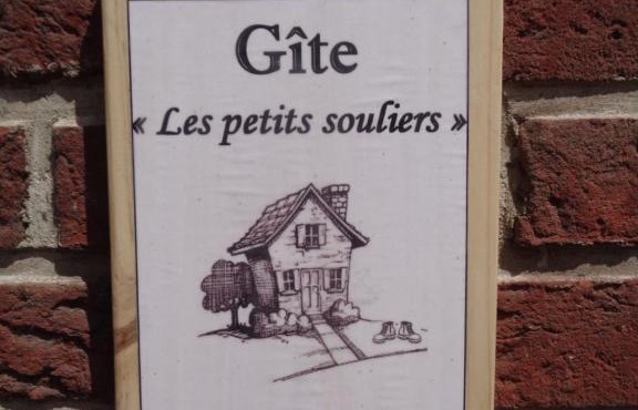 Les Petits Souliers