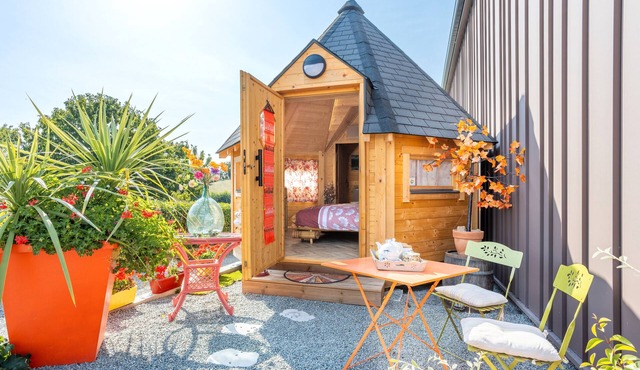 Les Philous Gourmands - Guest Room Chalet 'Chine' with Private Terrace