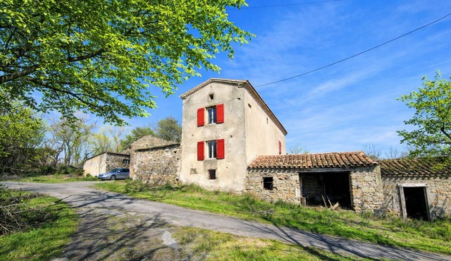 Les Pierres Occitanes - 5-bedroom gîte with swimming pool, in the heart of the Tarn region