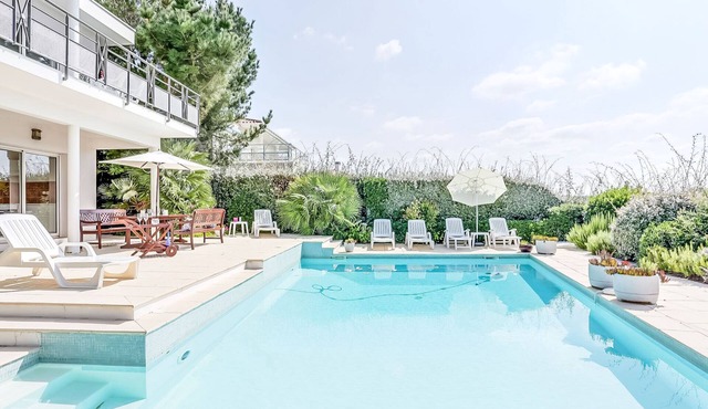 Les Pinasses by Interhome