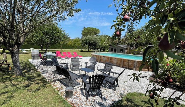 Les Régniers, Deux Gîtes Voisins Pour Familles et Amis