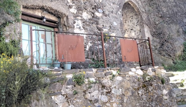 "Les Remparts " cosy relaxing house in quiet village