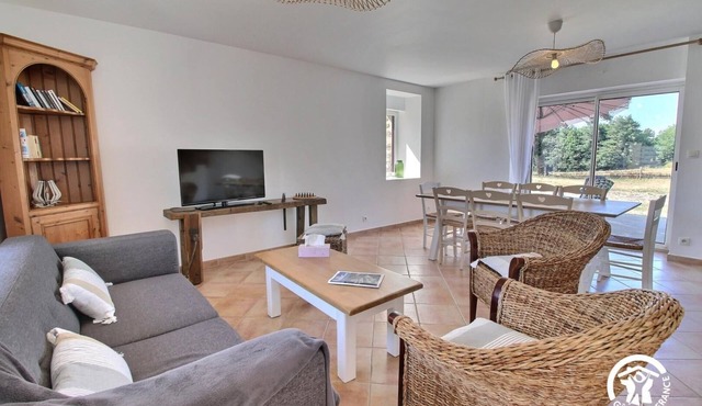 Les Roses Trémières - NIVILLAC