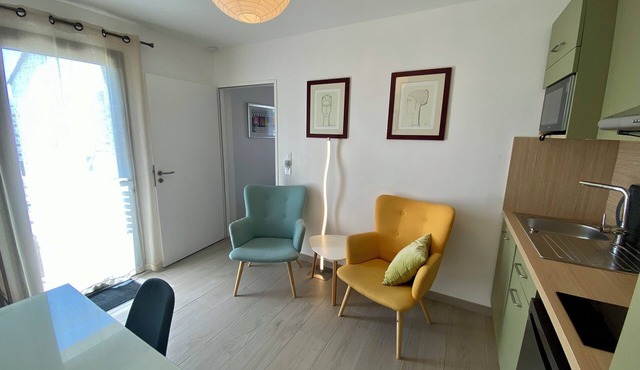 Les Sables/Olonne T2 apartment with garden, 10 min from beaches and center.