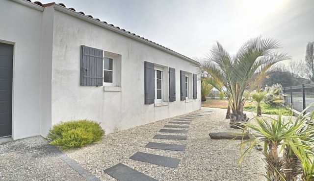 Les Salines by Interhome