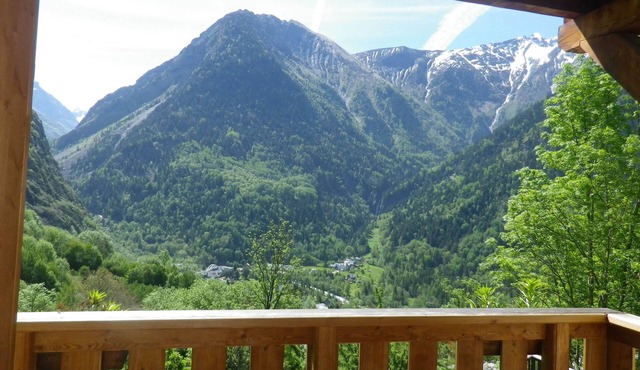 LES SAPEY A NEW FEELING