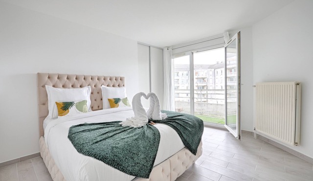 Les Sarrazines - 2 voyageurs - Parking privé