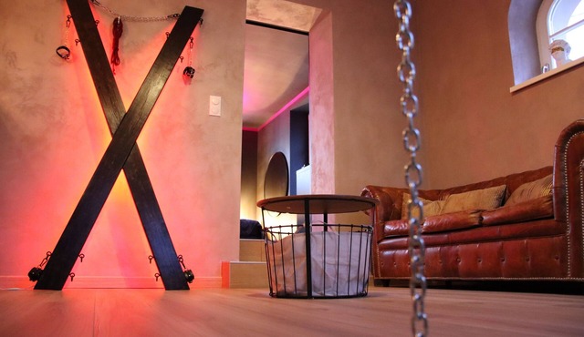 Les Secrets du Château - Gîte Erotique - Love Room