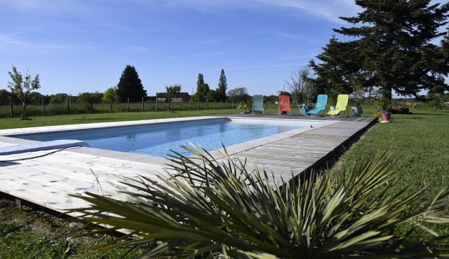 Les Silex Guest Room: Modern Comfort in the Heart of Périgord Noir