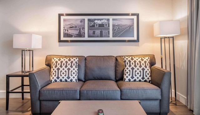 Les Suites Victoria, an Ascend Collection Hotel