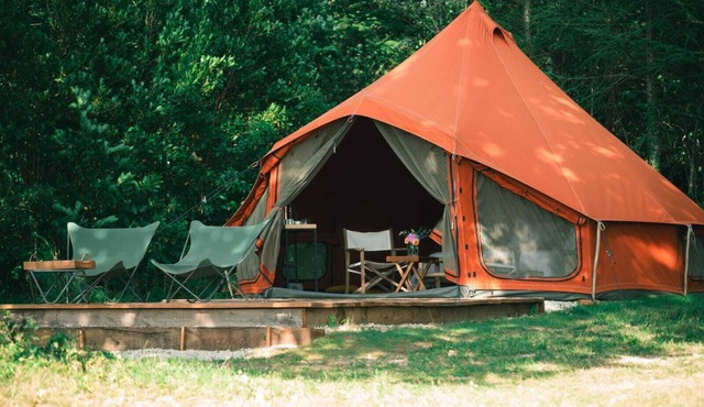 Les Toiles du Cassis 1h de Bordeaux/20min D'angoulême