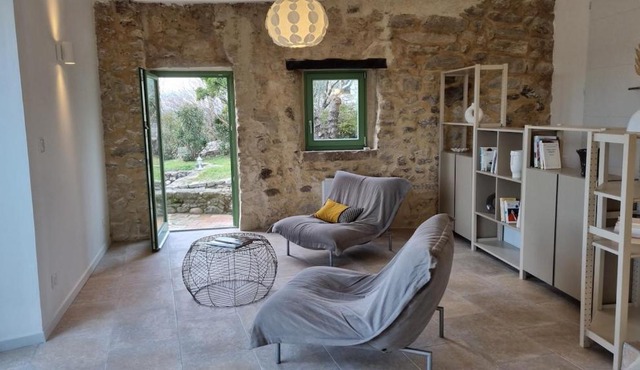 Les Toits de Valaurie - Le gîte