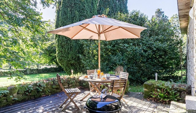 Les Trois Baudets by Interhome