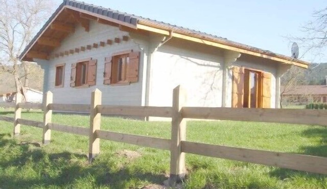 Les Trois Noyer chalet