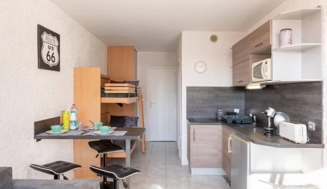 Les vagues by Interhome