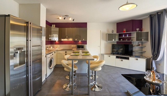 Les Vergers - Quiet, Swimming pool, Parking & Terrace