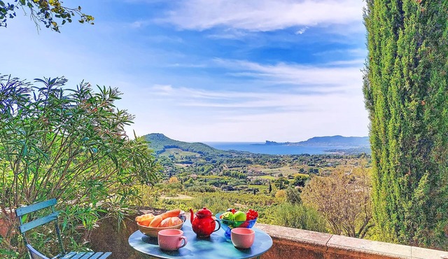 Les Vignes by Interhome