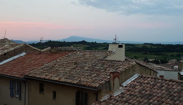 Les volets rouges - Glace du Pape
