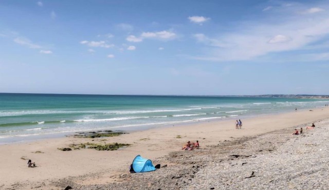 Les Volets Rouges by Interhome