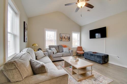 Less Than 1 Mi to Lake Ontario Oswego Group Retreat