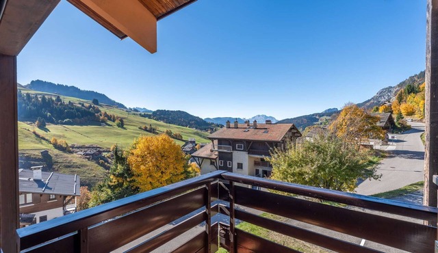 Lessy A : Duplex lumineux avec vue sur les montagnes
