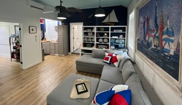 Let the local "Cross Street Retreat" help you discover the hidden gem "Urbanna"