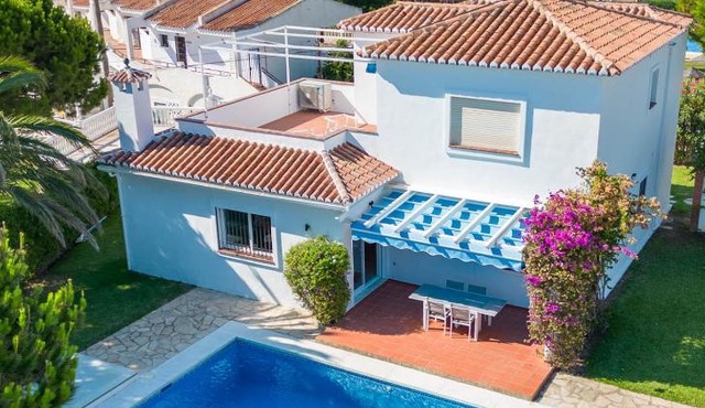 Lets in the Sun Villa Blue Mijas