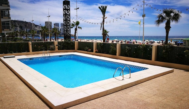 Levante Beach - First line