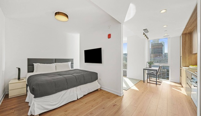 Level studio suite with full kitchen and luxury bath