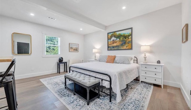 Levi Hall farmhouse Suite #4
