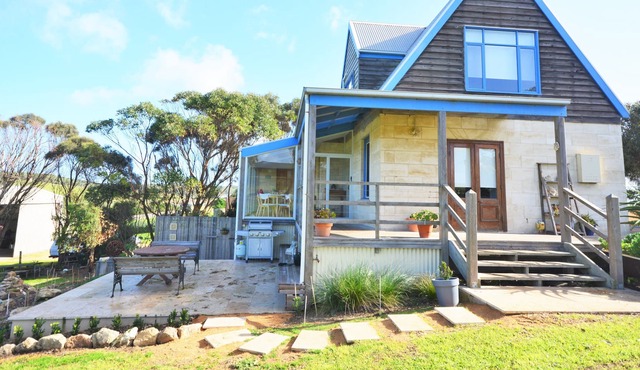 Levys Beach Stone Cottage