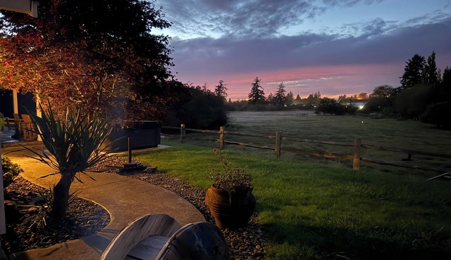 Lewis and Clark Farm Stay- with Hot Tub