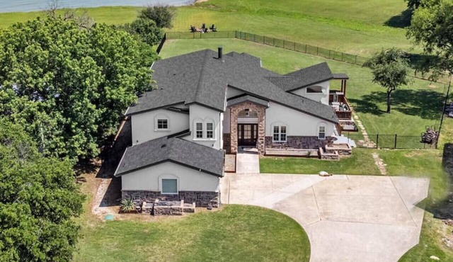 Lewisville Lake Million Dollar Oasis w/ Pool!