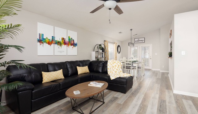 Lexington Cutie! Entire house close to UK, hospitals, and Keeneland