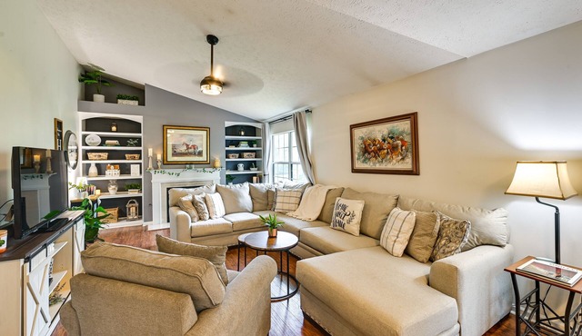 Lexington Home ~ 5 Mi to University of Kentucky!