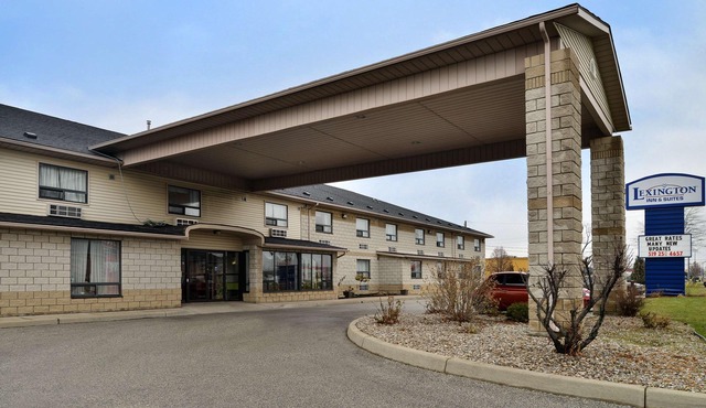 Lexington Inn & Suites Windsor