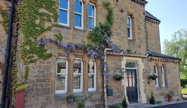 Leyburn Lodge offers the perfect retreat for those seeking peace and comfort. The ideal base for exploring the natural beauty of the countryside.