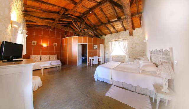 LEZARD Family-Private Bathroom