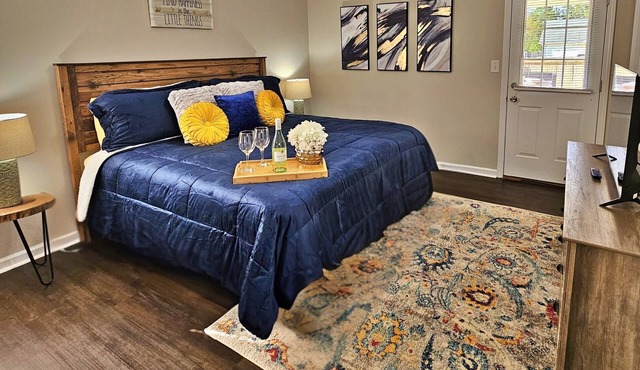 Lg Deck | BBQ Grill | King Suite | Near RAFB