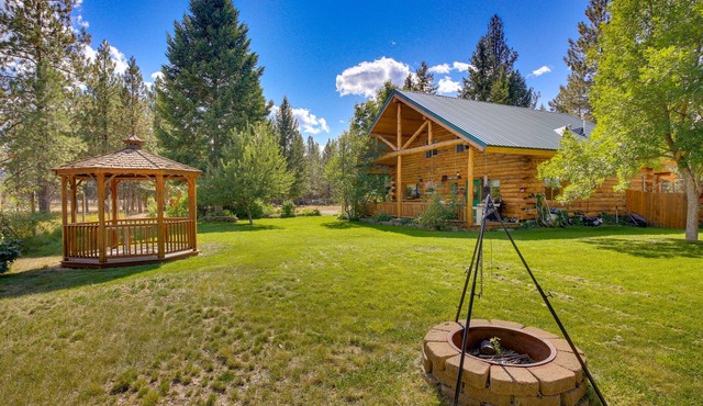 Libby Home w/Mountain Views: Gazebo & Fire Pit!