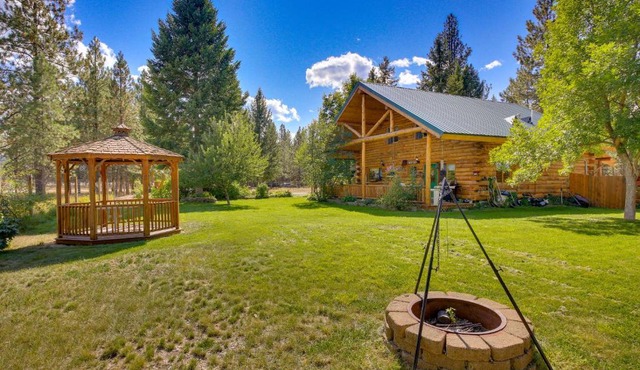 Libby Home w/Mountain Views: Gazebo & Fire Pit!