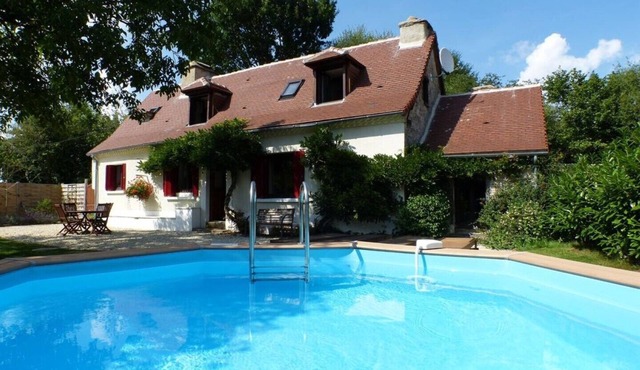 Liberte Cottage private and secure dog friendly garden